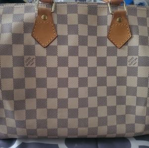 Louis Vuitton Speedy 30